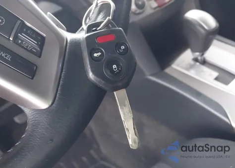 2014 Subaru Outback 2.5I Premium z USA, uszkodzony, nr VIN 4S4BRCDC7E3243889